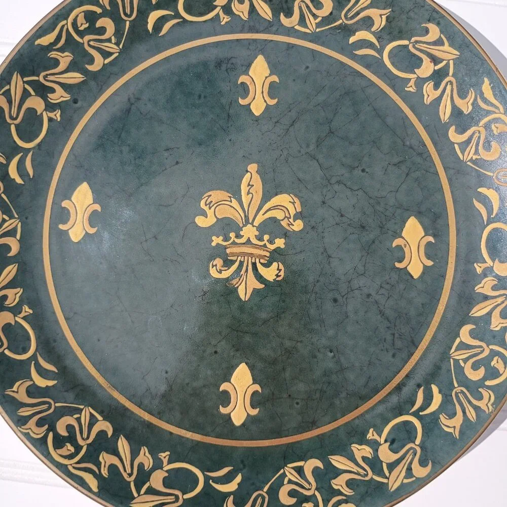 Pair of Andrea by Sadek Decorative Plates Fleur-de-Lis Maroon Green Gold Regal - Picture 6 of 16